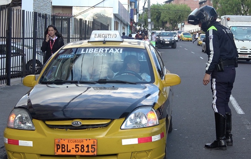 MAL ESTACIONADOS