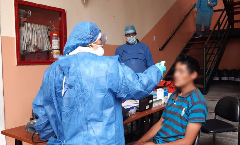 Personas habitantes de calle reciben atención médica