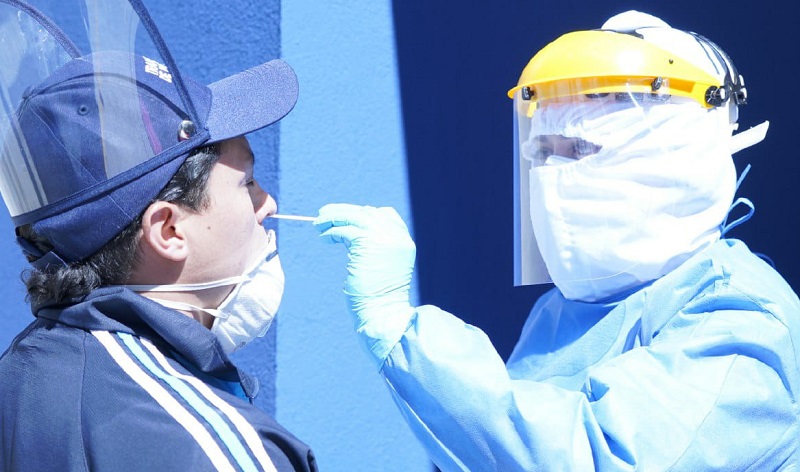Toma de muestras PCR a empleados del MDMQ