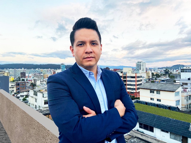 Vladimir Tapia Guijarro Secretario de Territorio, Hábitat y Vivienda del MDMQ