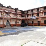 Condecoración 150 años de vida escuela San Carlos