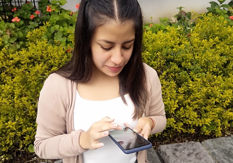 Servicio línea telefónica a comunidad