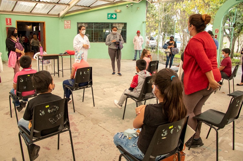Vacunación estudiantes