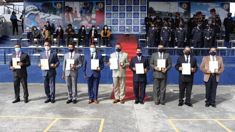 Reconocimiento diez agentes de control