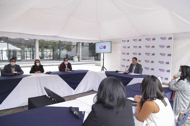 Alcalde con medios