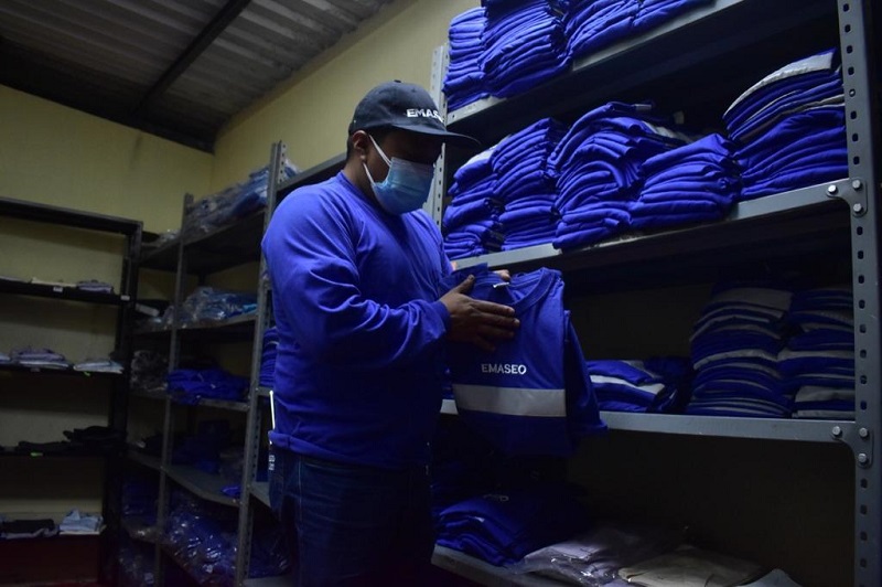Más de 30 mil insumos y trajes recibieron trabajadores de Emaseo
