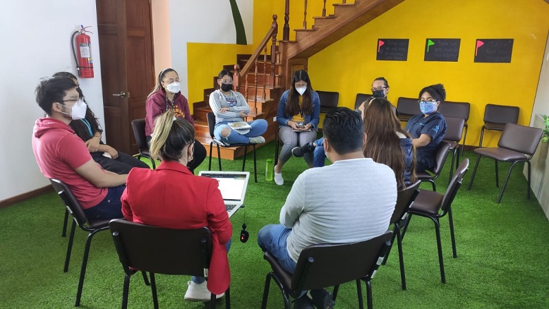 Grupos de encuentro de regulación en prevención de adicciones