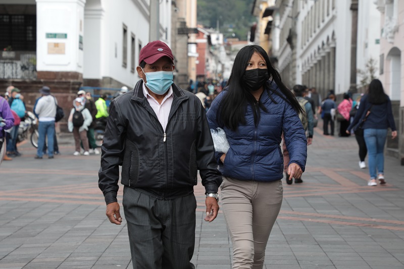 Positividad covid 5.7 % en Quito