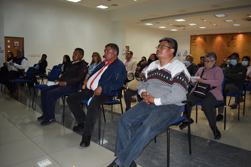 Lideres barriales participan en taller de ética y valores