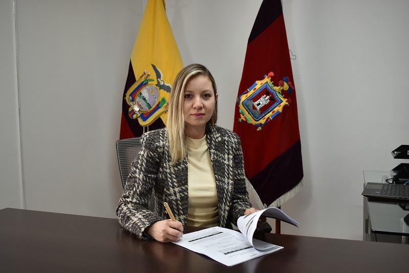 Anabell Rivadeneira nueva Registradora de la Propiedad