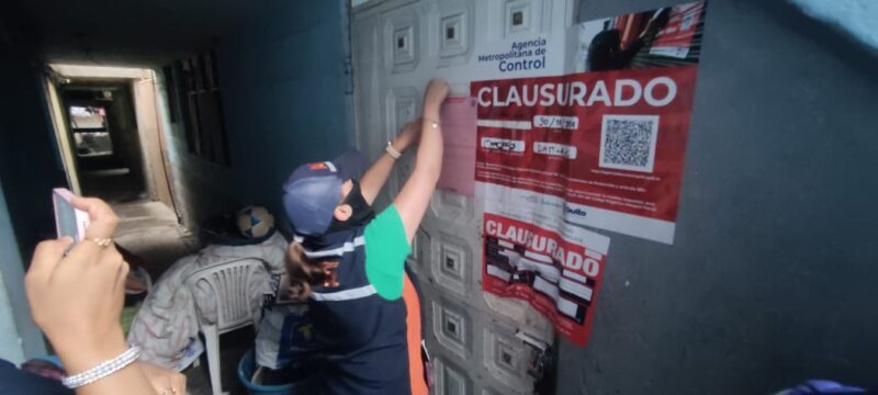 24 adultos y 2 menores de edad fueron rescatados de un centro de rehabilitación clandestino que fue clausurado en Chilibulo