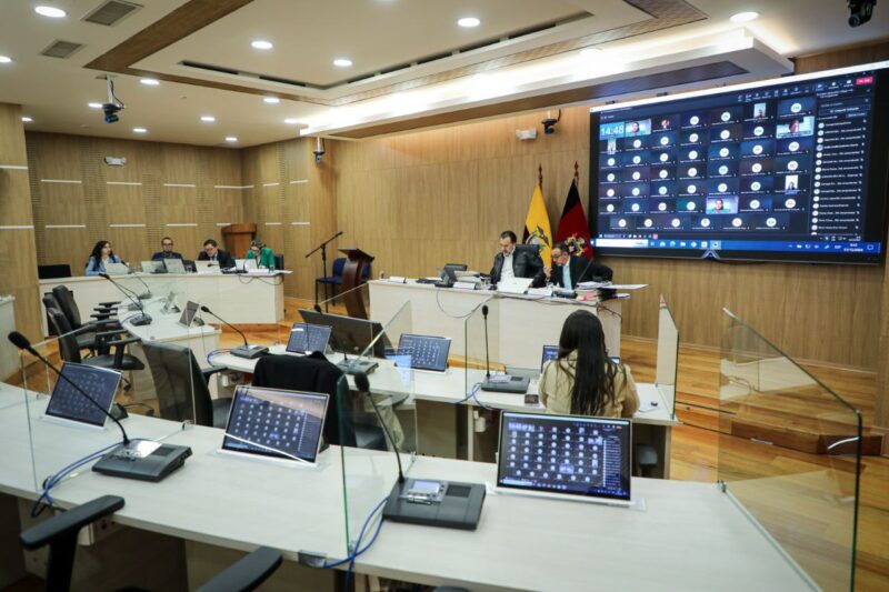 Concejo Metropolitano debate Ordenanza para la Gestión de la Seguridad vial para la prevención y reducción de siniestros en las vías