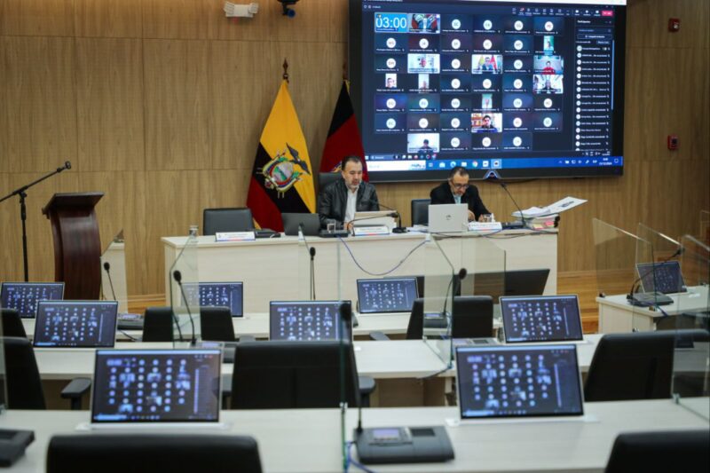 Pabel Muñoz: “Respeto de manera irrestricta los símbolos de la ciudad”