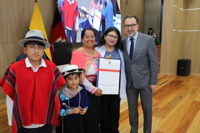 Concejo Metropolitano reconoció el trabajo de la Unidad Educativa “Tránsito Amaguaña