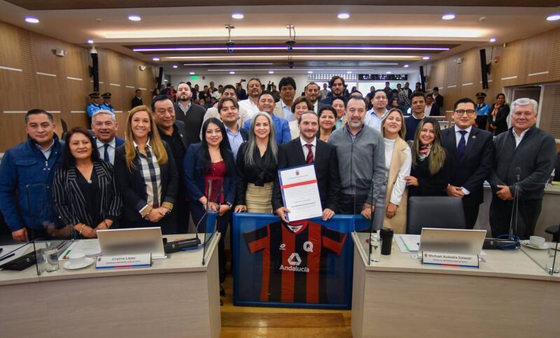 Sociedad Deportivo Quito recibió la condecoración Marieta de Veintimilla