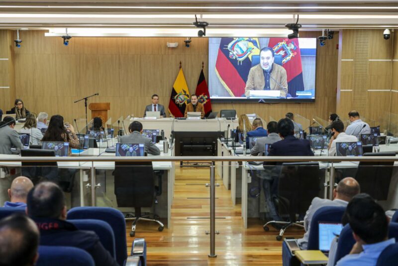 Concejo Metropolitano defiende los intereses de Quito y declara como prioridad la gestión y continuidad de recolección de la basura