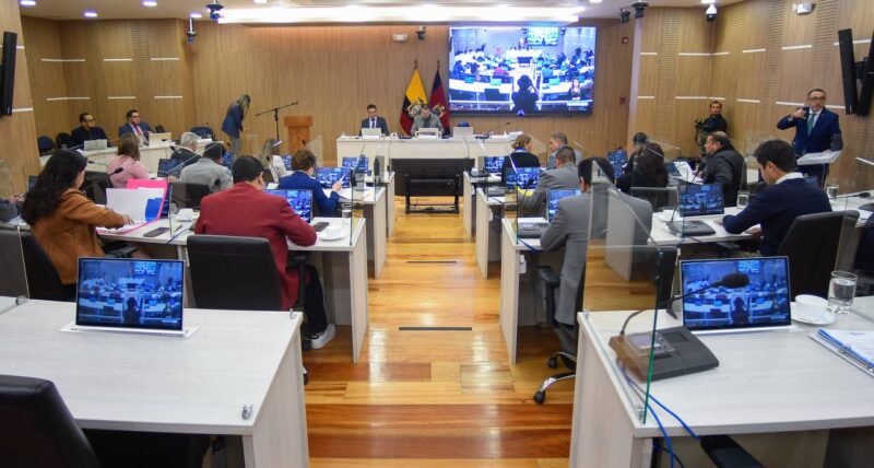 Concejo Metropolitano declaró como prioridad la seguridad vial en el Distrito Metropolitano de Quito