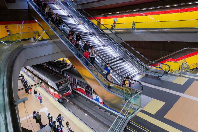 Metro de Quito, único finalista de América Latina en premio internacional de limpieza