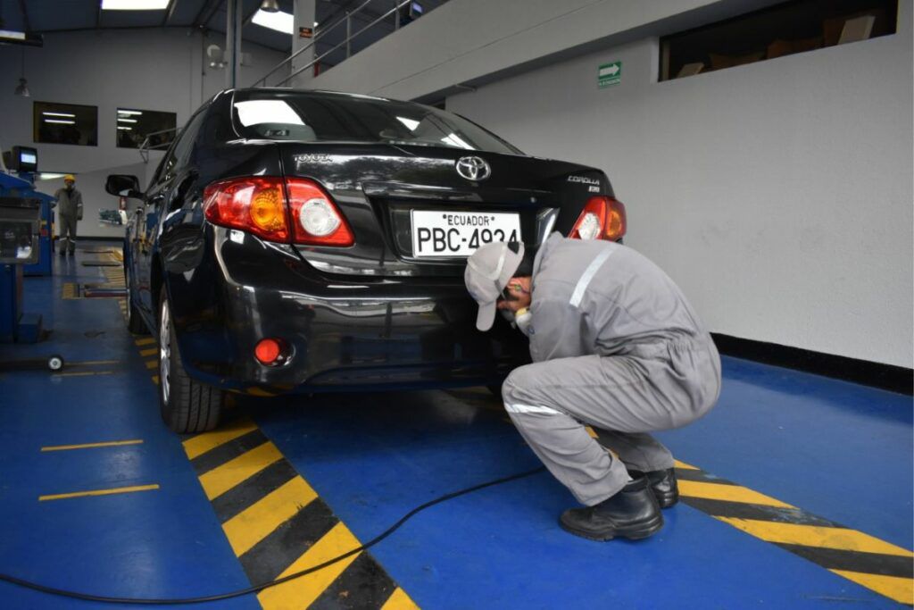 Desde este 3 de marzo inicia la revisión técnica vehicular en Quito.