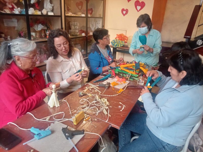 En la Tienda Manuela, los talleres del Municipio de Quito convierten el talento en emprendimientos