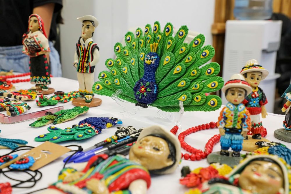 Calderón conserva su identidad en un museo y perenniza sus figuras de mazapán