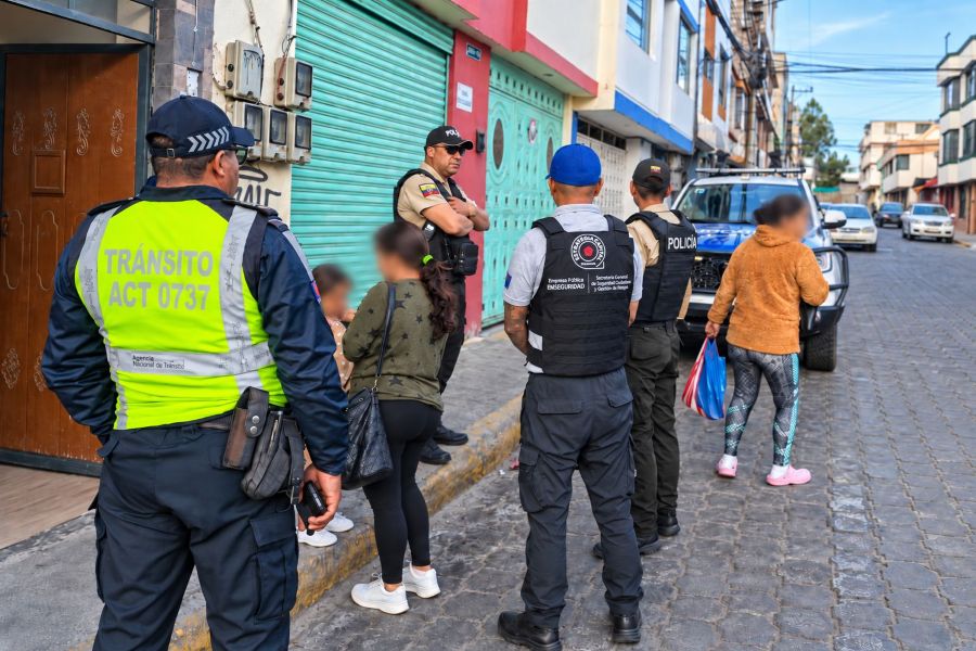 Acción coordinada del Puesto de Mando Operativo permitió que una niña extraviada se reencuentre con su familia